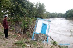 BENCANA SRAGEN : Bangunan Pendeteksi Banjir di Kedungupit Ambrol, Ini Sebabnya