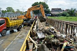 PASAR TRADISIONAL SEMARANG : Pasar Penggaron Lambat Dibangun, PKL Banjir Kanal Timur Disebar?