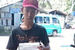 KISAH INSPIRATIF : Hidupi Keluarga, Remaja Tunawicara Semarang Tawarkan Jasa Pijat