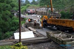 INFRASTRUKTUR BOYOLALI : Material Datang, Jembatan Darurat Grawah Mulai Dibangun