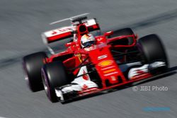 FORMULA ONE 2017 : Lewatkan Prosesi Lagu Kebangsaan, Vettel Kena Tegur