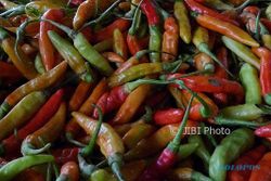 Pasokan Berkurang, Harga Cabai Rawit Dan Bawang Merah Di Pasar Sukoharjo Naik