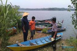 KECELAKAAN AIR SRAGEN : Perahu Pasutri Asal Sumberlawang Tercebur ke WKO, 1 Meninggal