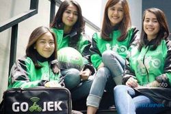 OJEK ONLINE SEMARANG : Rider Ojek Online Dilakoni Kaum Kartini