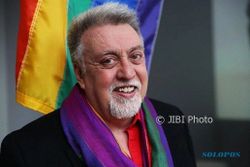 KABAR DUKA : Gilbert Baker, Pencipta Bendera Pelangi untuk LGBT Meninggal Dunia