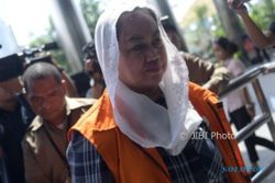 KORUPSI KLATEN : KPK Limpahkan Berkas Tahap II, Sri Hartini Dititipkan LP Semarang