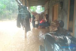 BANJIR WONOGIRI : Sungai Meluap Banjiri Rumah Warga Purwantoro