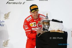 FORMULA ONE 2017 : Menangi GP Bahrain, Vettel Sanjung Mobil Ferrari