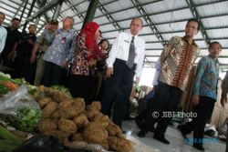 PASAR TRADISIONAL : Pedagang Pasar Rakyat Harus Melek Internet