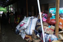 LONGSOR PONOROGO : Bantuan Melimpah, Perangkat Desa Banaran Kebingungan Membaginya