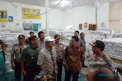 Mentan Gerebek Kartel Minyak Goreng & Garam di Surabaya