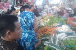 HARGA SEMBAKO SOLO : Blusukan Kemendag di Pasar Gede: Harga Bahan Pokok Naik Signifikan