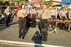AKSI POLISI : Ngeband di Car Free Day, Polisi Semarang Sita Perhatian Pengunjung