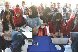 KAMPUS DI SEMARANG : Job Fair Udinus Diserbu Ribuan Pencari Kerja