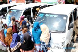 HUT SOLOPOS : Berbagi Bahagia di Gilirejo Baru Sragen