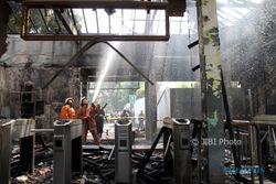 Stasiun Klender Terbakar, Penumpang Disarankan ke Jatinegara dan Buaran