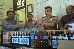 RAZIA SEMARANG : Polisi Sita Ratusan Botol Congyang
