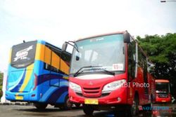 TRANSPORTASI SEMARANG : Koridor Baru BRT Trans Semarang Dilengkapi 38 Halte
