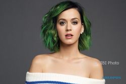 Katy Perry dan Gigi Hadid Dicekal Tiongkok
