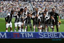 Hajar Crotone 3-0, Juventus Juara Liga Italia