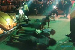 MIRAS PONOROGO : Pesta Miras saat Konser Wali, 4 Pelajar dan 1 Pria Digelandang Polisi