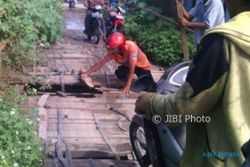 INFRASTRUKTUR SEMARANG : Kerusakan Makin Parah, Jembatan Glodak Dikhawatirkan Makan Korban