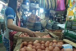 KOMODITAS PANGAN : Harga Telur Ayam di Pasar Tradisional Solo Naik