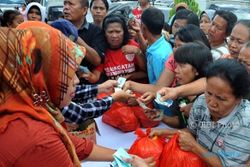 Pemkot Semarang Jual Paket Sembako di 16 Pasar Murah