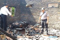 KEBAKARAN PONOROGO : Api dari Kompor Bakar Rumah Produksi Kerupuk di Jetis