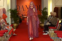 FASHION SHOW SOLO : Cantik Elegan Saat Ramadan dan Lebaran dengan Danadi Moslem