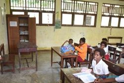 PENDIDIKAN INDONESIA : 6.296 Guru Dikirim ke Daerah Tertinggal