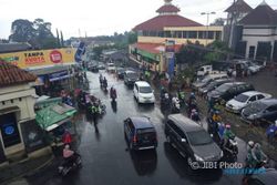 MUDIK LEBARAN 2017 : Jalan Solo-Tawangmangu Padat, Macet di Palur & Papahan