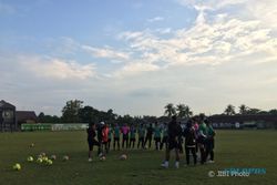 PSS SLEMAN : Tugas Penting, Bongkar Parkir Bus Persibangga