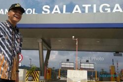 TOL SEMARANG-SOLO : Gubernur Larang Selfie di Gerbang Tol Salatiga