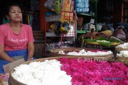 PASAR TRADISIONAL JOGJA : Butuh Bunga Tabur, Datanglah ke Depan Pasar Kranggan