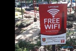 TAMAN DI SEMARANG : Wifi Gratis Taman Borobudur Teradang Preman