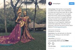 Pakai Baju Tradisional Bali, John Legend & Istri Bikin Pangling