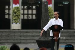 Temui Pengungsi Gunung Agung di Klungkung Bali, Jokowi Minta Patuhi BNPB