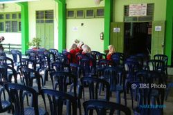 PPDB 2017 : Ratusan Calon Murid Berebut Masuk ke Sekolah Favorit di Ponorogo