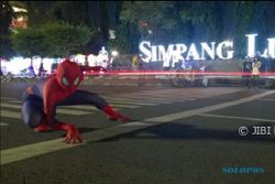 KISAH UNIK : Ada Spiderman di Semarang, Warganet Heboh...