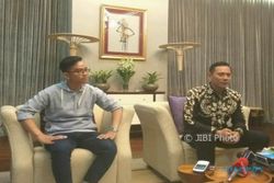 PILPRES 2019 : Survei Median: Elektabilitas Jokowi & Prabowo Turun, AHY Salip SBY