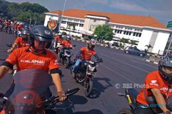 KOMUNITAS SEMARANG : Puluhan Bikers Honda Ziarah ke TMP Giri Tunggal