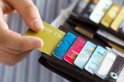 TIPS KEUANGAN : 3 Keuntungan Punya Kartu Kredit