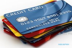 TIPS KEUANGAN : Kartu Debit Vs Kredit, Pilih Mana?