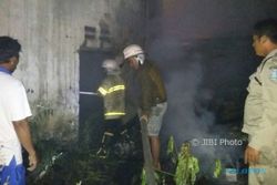 KEBAKARAN PONOROGO : Rumah Milik Penderita Sakit Jiwa di Babadan Terbakar