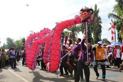 Budaya Peserta G20 Meriahkan Karnaval HUT Ke-77 RI di Karanganyar