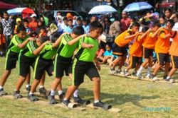 Foto Olahraga Tradisional Dilombakan di Salatiga