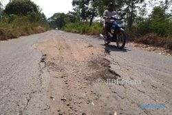 INFRASTRUKTUR WONOGIRI : Bulan Depan Mulai Diperbaiki, Jalan Alas Kethu-Tangkil Telan Rp21 Miliar