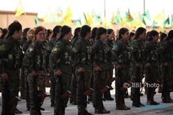 210 Wanita Siap Gempur ISIS di Suriah