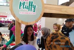 Keramahan Jessica Mila Layani Pluffia Solo di Hello Food Festival